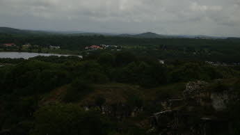 Blick vom Steinbruch ins Hinterland