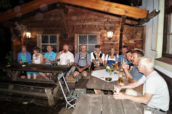 28. Steinpasskreuz-Feier - ein Gewitter zieht auf