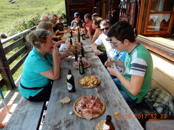 Brotzeit beginnt